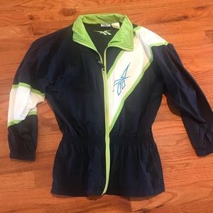 Reebok  light weight Nylon jacket Size Large